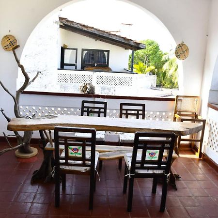 Mavericks Convenient Cozy Loft In Diani'S Cbd Ukunda Esterno foto