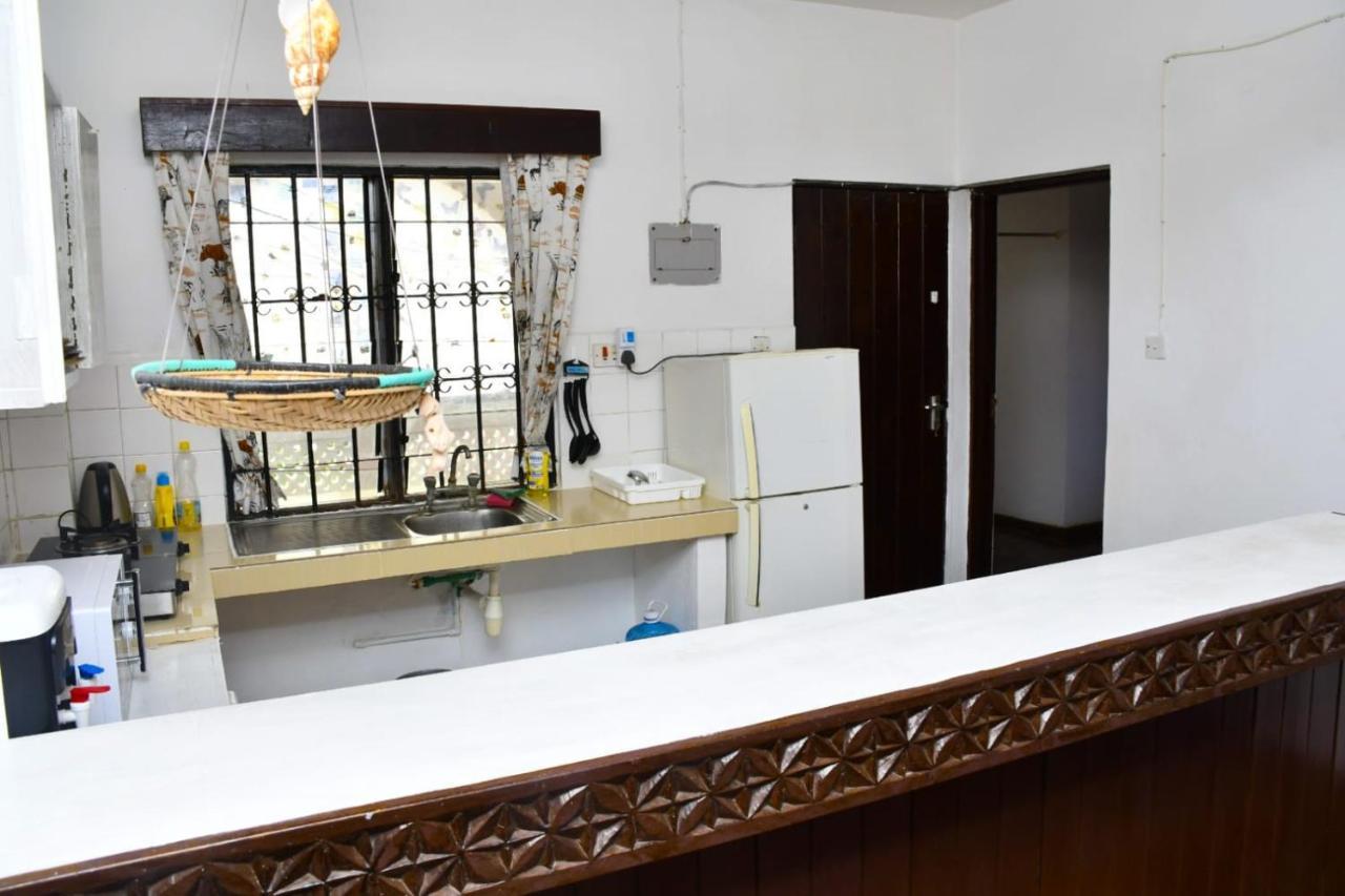 Mavericks Convenient Cozy Loft In Diani'S Cbd Ukunda Esterno foto