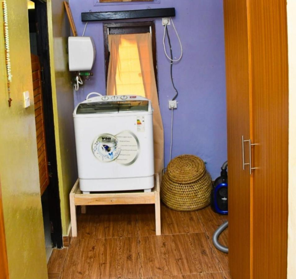 Mavericks Convenient Cozy Loft In Diani'S Cbd Ukunda Esterno foto