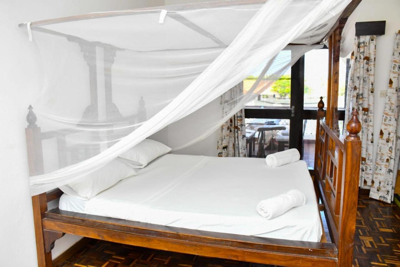 Mavericks Convenient Cozy Loft In Diani'S Cbd Ukunda Esterno foto
