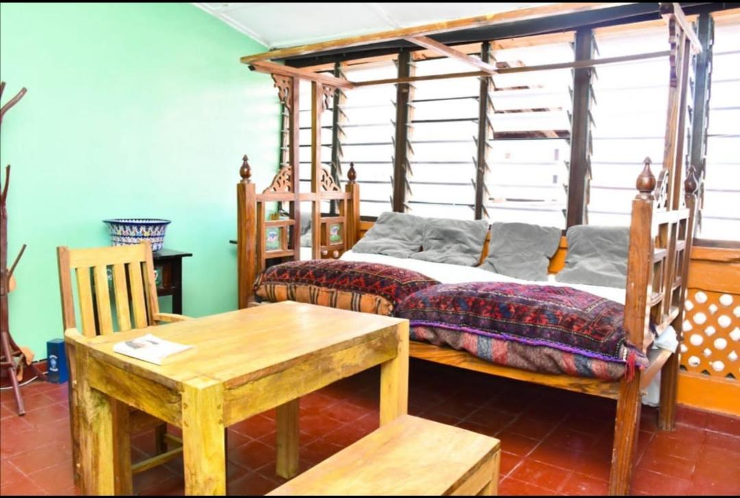 Mavericks Convenient Cozy Loft In Diani'S Cbd Ukunda Esterno foto