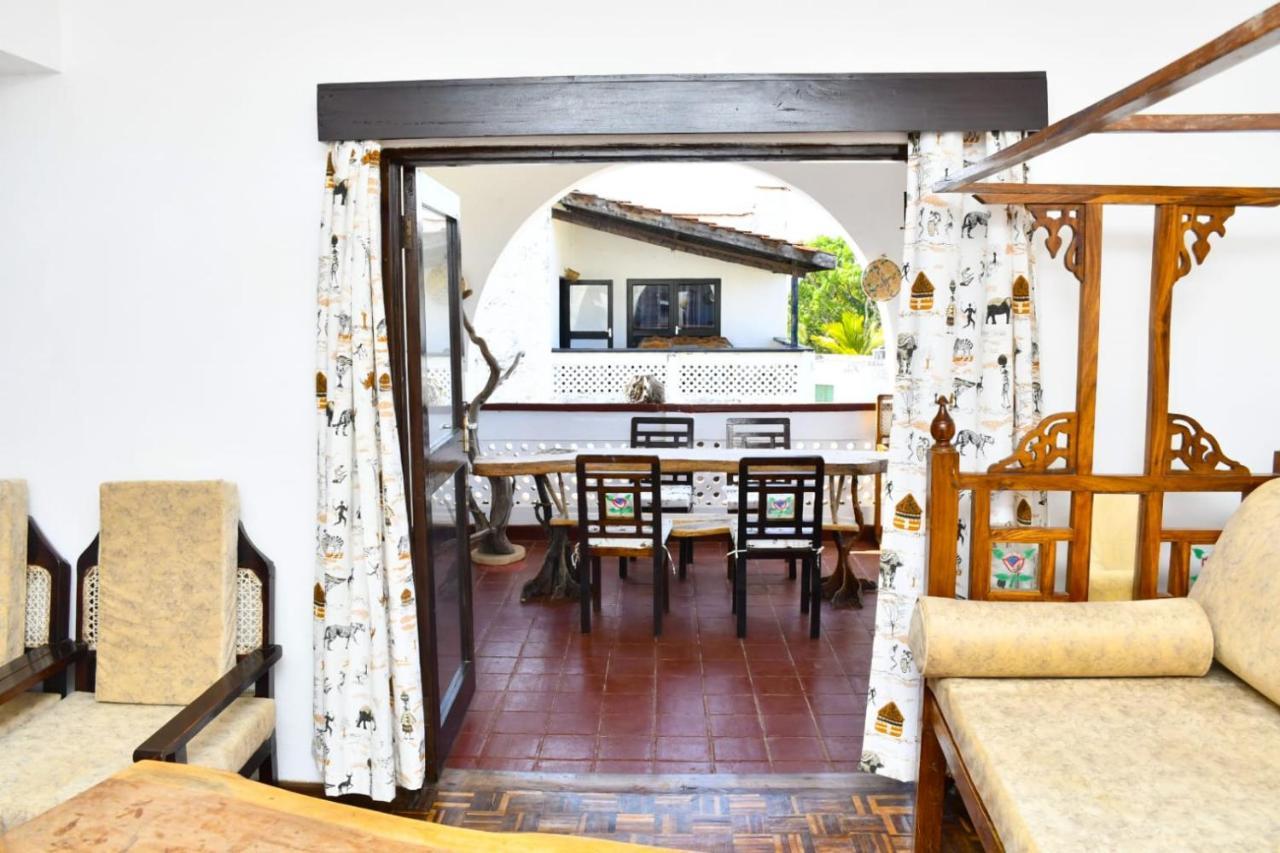 Mavericks Convenient Cozy Loft In Diani'S Cbd Ukunda Esterno foto